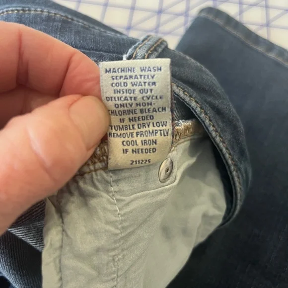 CAbi Women's Bootcut Leg Blue Jeans - Picture 14 of 16